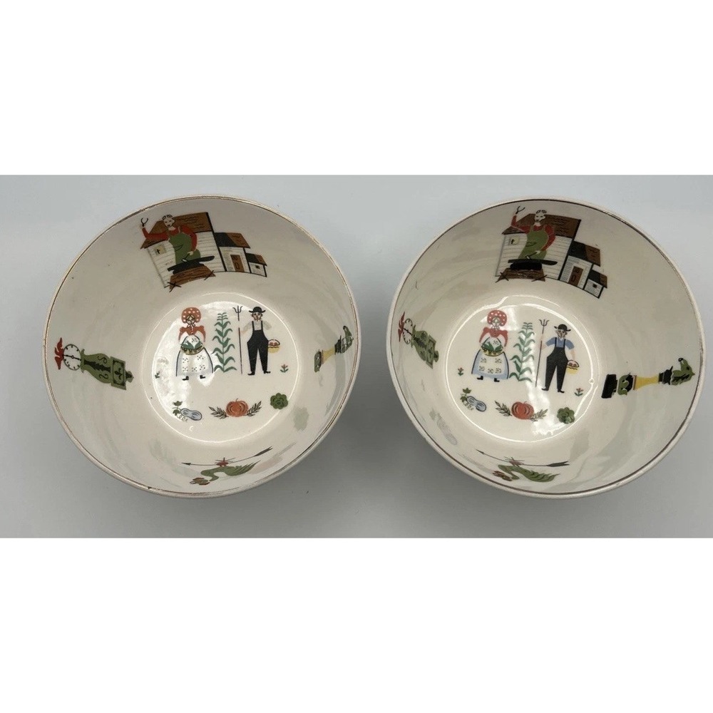 Set of 2 Vintage Royal Sealy Bowls 5” dia Gold Rim Dutch Farmers MCM Homestead
